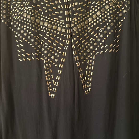 LBD with stunning detail by Twelfth Street by Cynthia Vincent. - Picture 8 of 8